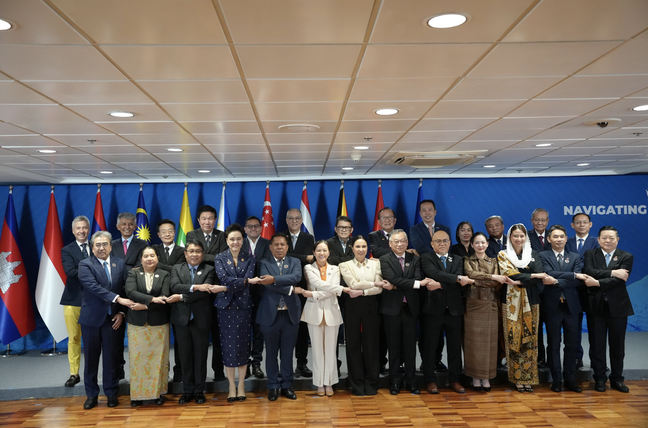 ASEAN-BAC and ASEAN Economic Ministers discuss areas of growth
